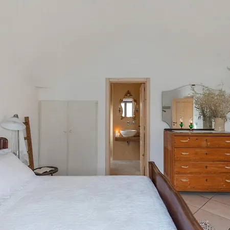 Casa vacanze Traditional Trullo With Pool